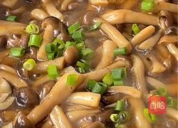 入口滑嫩、菌菇鲜香的菌菇滑蛋真的绝了～超简单哟～的做法图解6