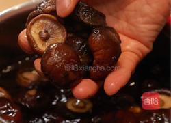 救命！这道香菇嫩滑鸡直接把我香迷糊了！！的做法图解2