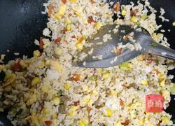 菠萝炒饭的做法图解4