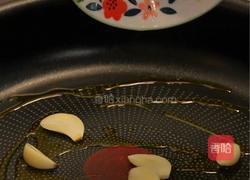 蒜香煎猪排：一场味蕾的狂欢盛宴的做法图解3