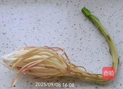 昙花炒鸡蛋的做法图解3