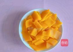 土豆奶黄包的做法图解1