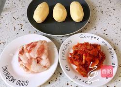 辣白菜土豆片的做法图解1