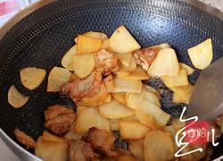 辣白菜土豆片的做法图解8