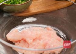 香菇鸡肉丸的做法图解1