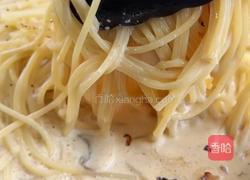 黑松露奶油培根意面的做法图解7