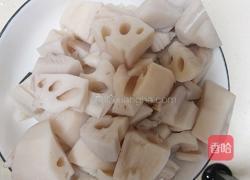 糖醋藕丁的做法图解3