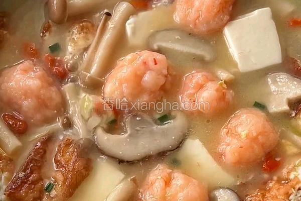 虾滑菌菇汤