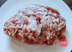 炸肉丸的做法图解1