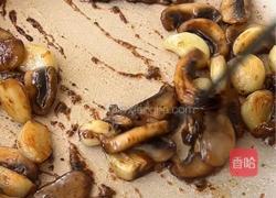 蒜香口蘑牛肉的做法图解7