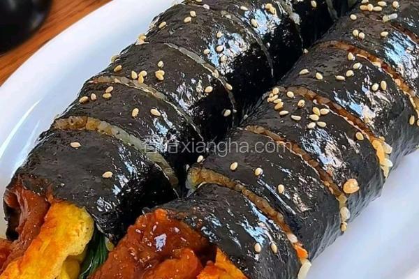 黑松露辣牛肉紫菜包饭