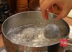 黑松露虾仁粉丝煲的做法图解1