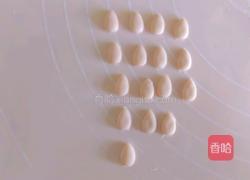 小兔子豆沙包的做法图解5