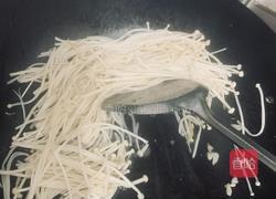 日本豆腐金针菇煲的做法图解8