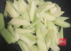 家常翠芹炒肉片的做法图解9