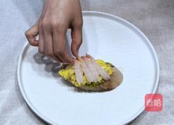 加拿大北极虾生虾牛油果开放三明治的做法图解7