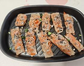 红萝卜豆芽木耳卷[图]