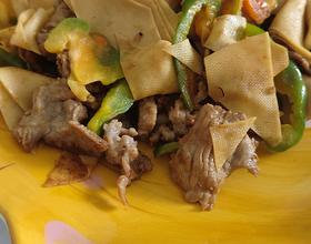 孩炒的麻椒牛肉干豆腐[图]