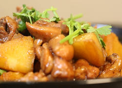 土豆烧鸡块